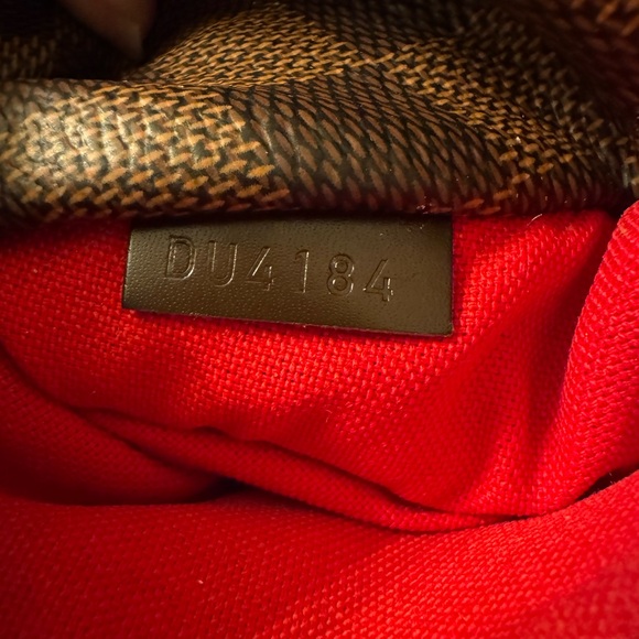 Louis Vuitton Damier Ebene Totally PM - Picture 9 of 9